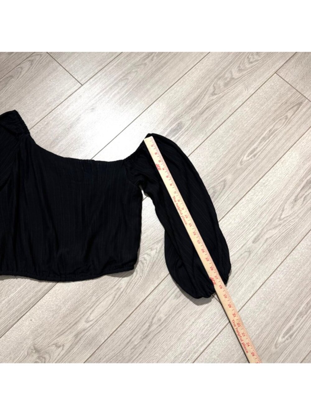 ASTR The Label Women's Off Shoulder Top M Y2K Boho Chic Victorian-Inspired Black - Picture 9 of 9
